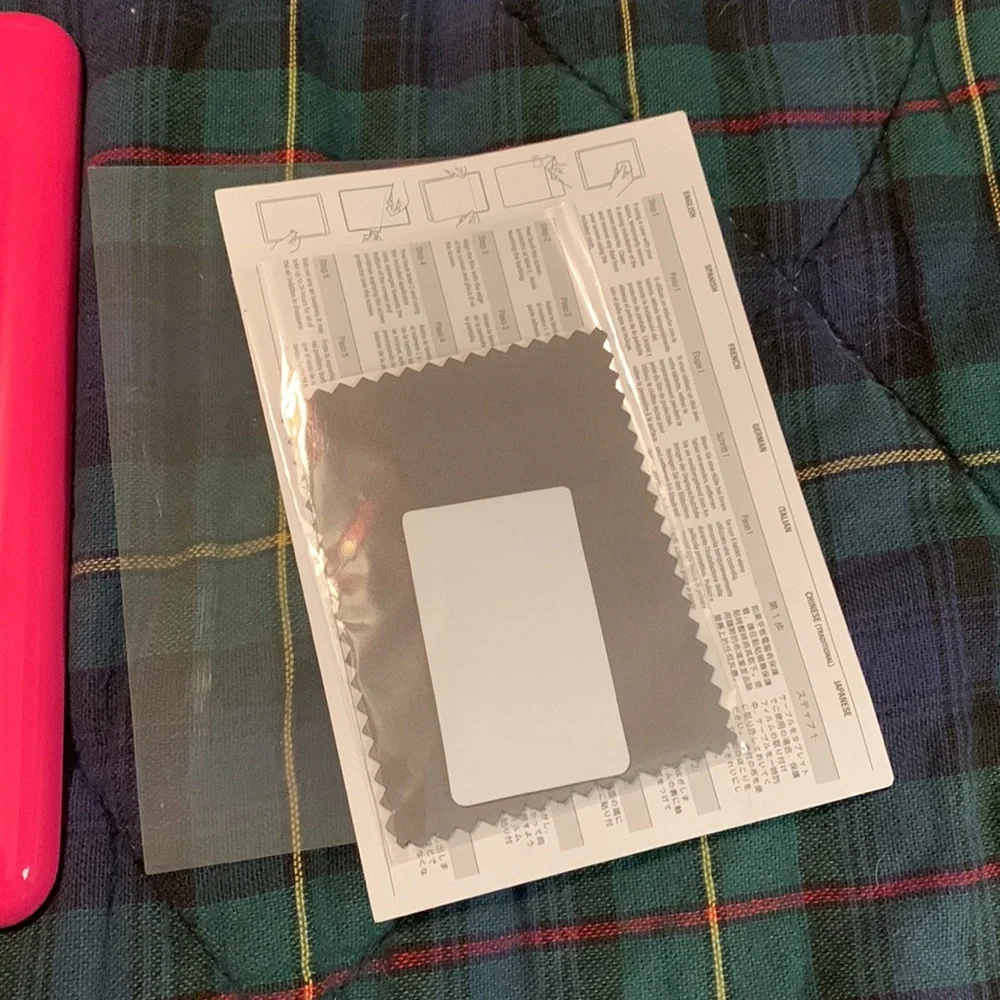 Brand new cover for a kindle. Hot pink